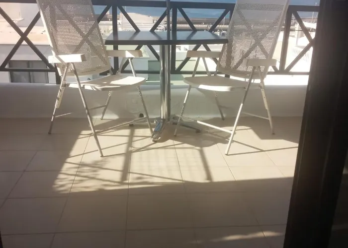 Harbour Sea View Apartment